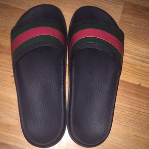 Gucci flips flops